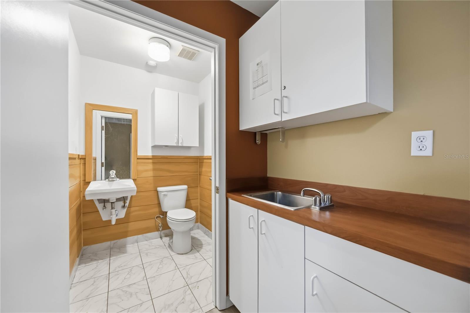 2061 ENGLEWOOD RD ## 1-7