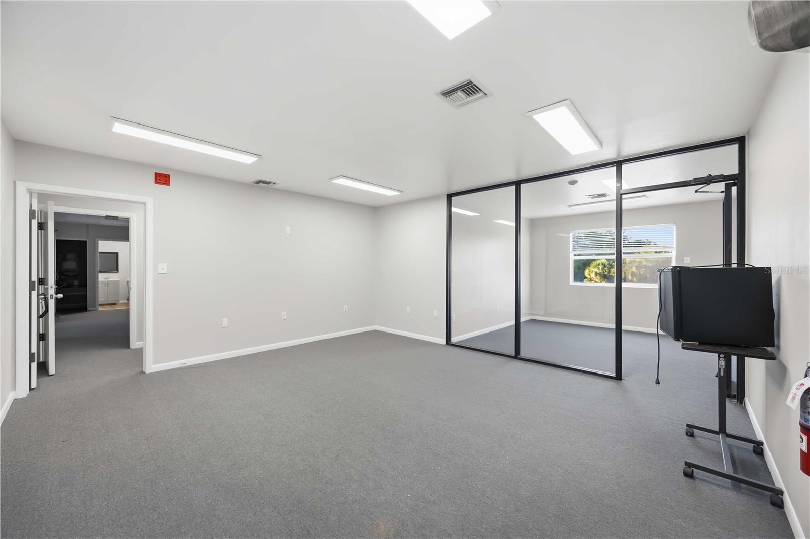 2061 ENGLEWOOD RD ## 1-7