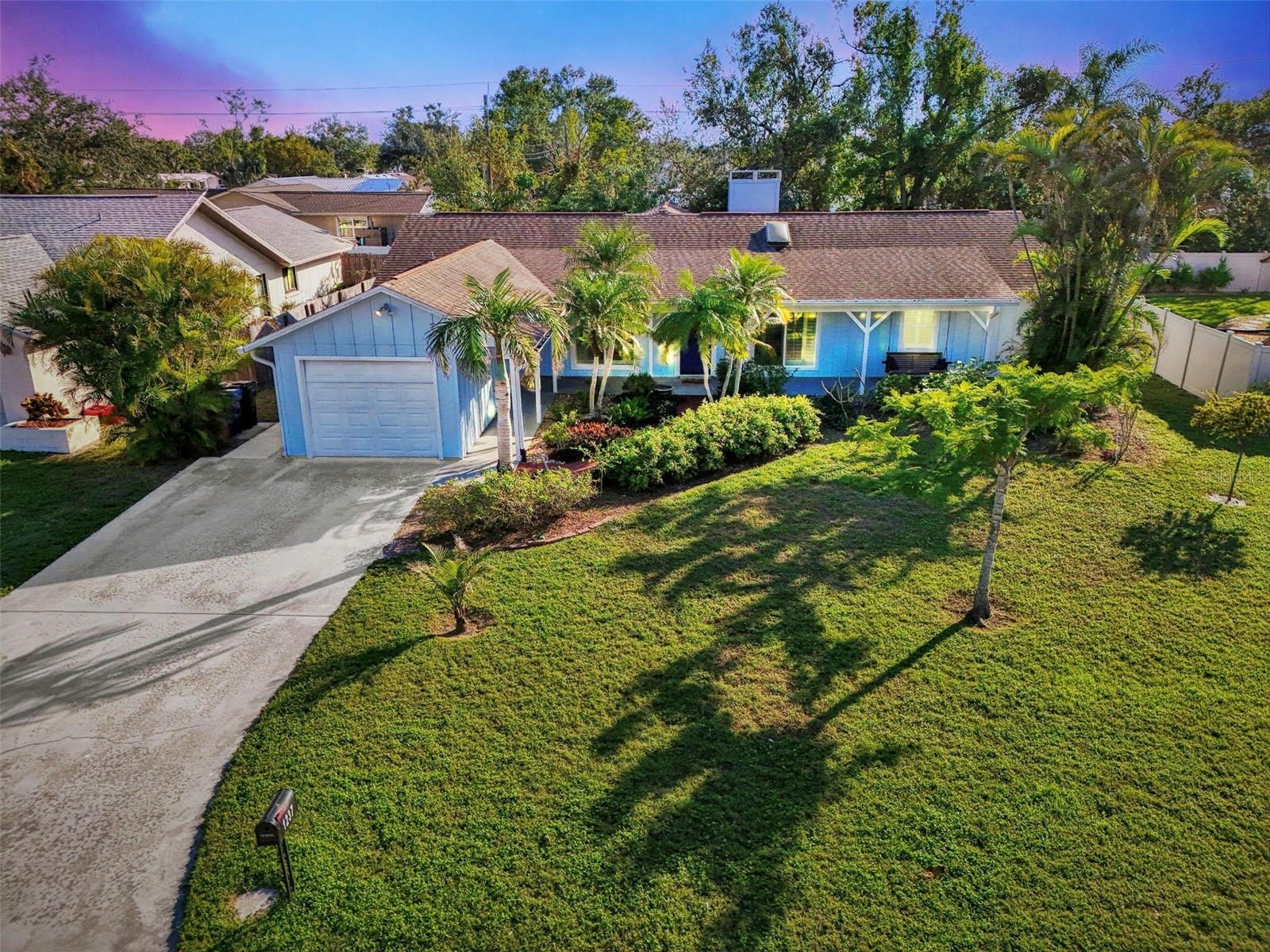 1237 SCHOONER LN