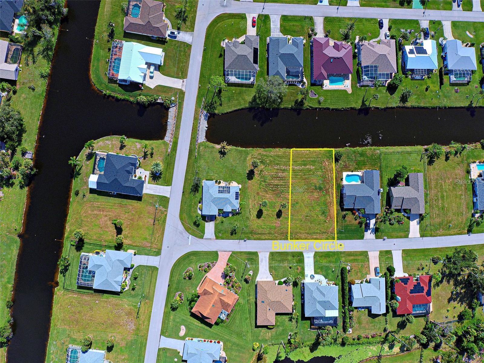 5 BUNKER CIR