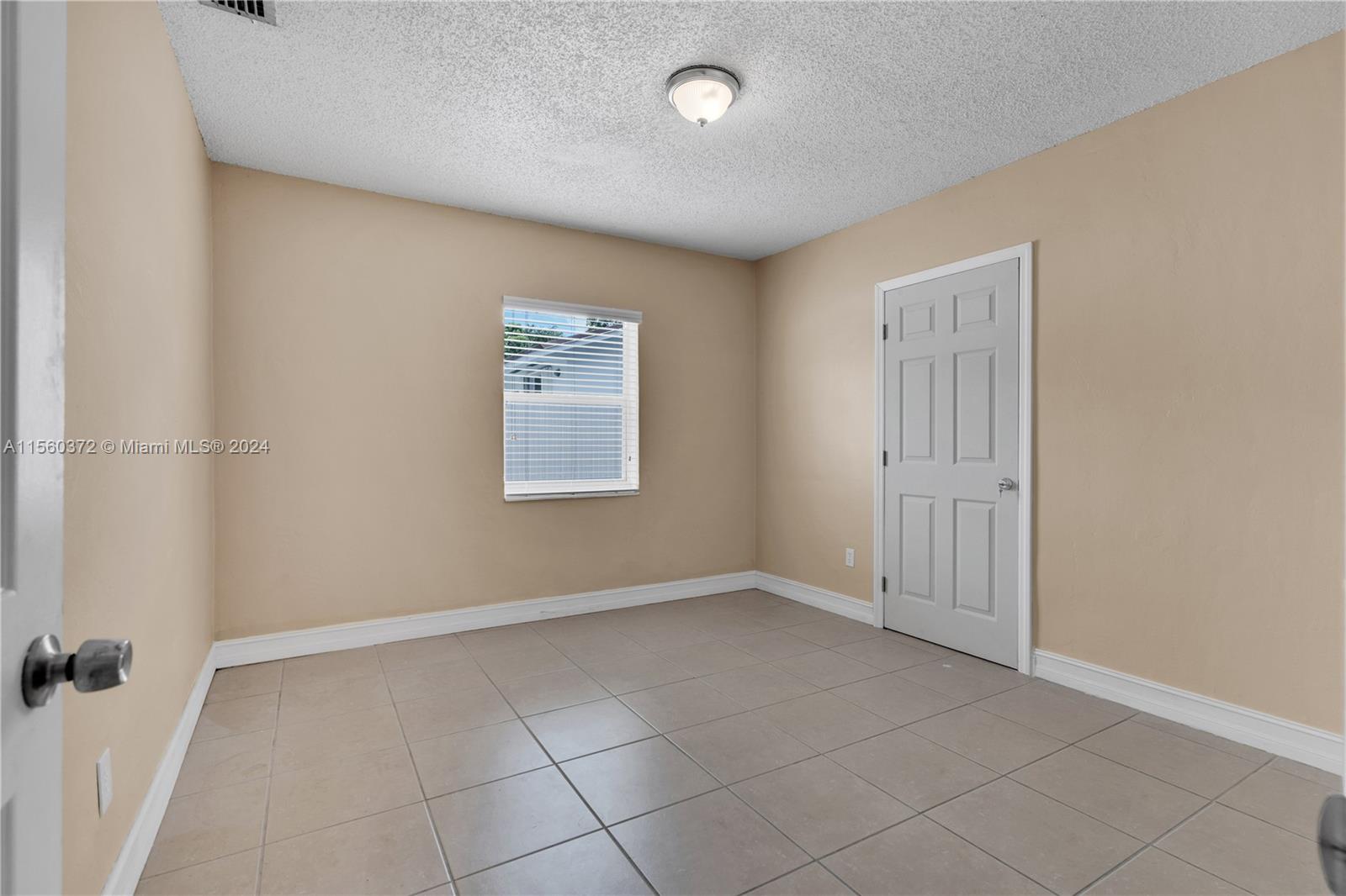 40 E 55th St