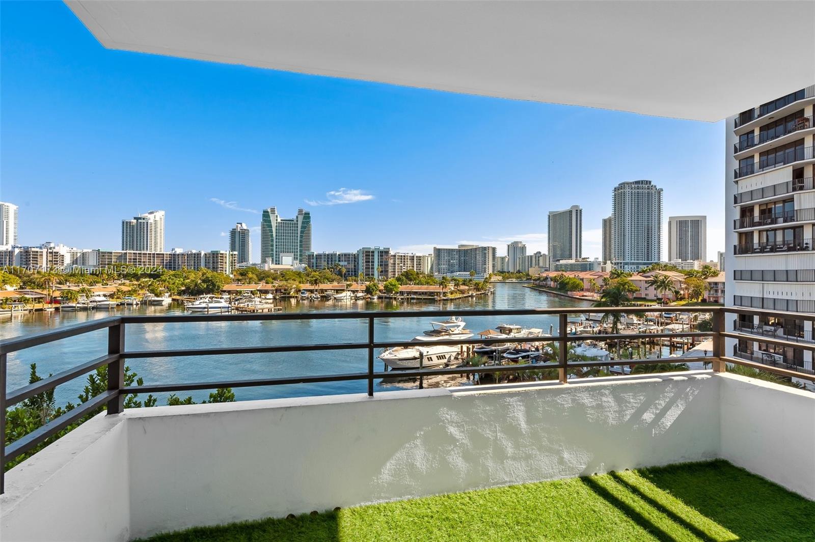 500 Three Islands Blvd # 127