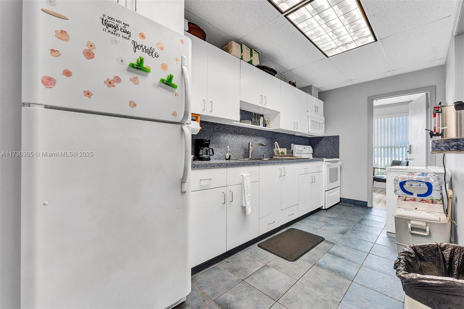 2200 Park Ln # 102
