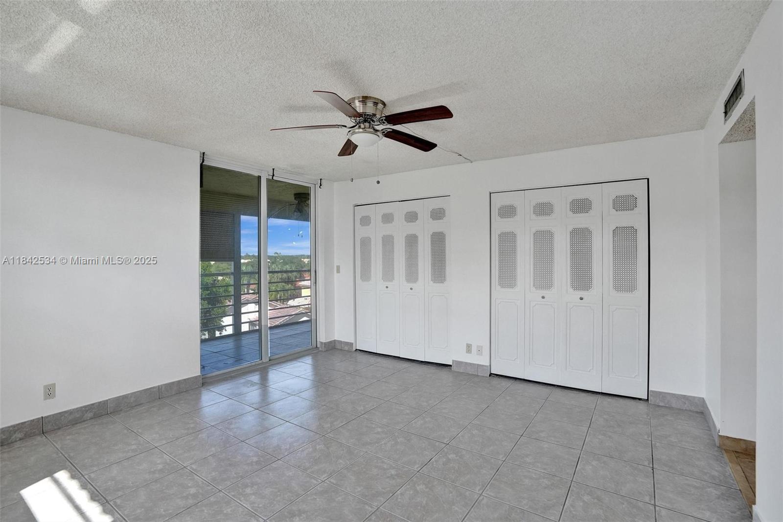 3251 Holiday Springs Blvd # 401