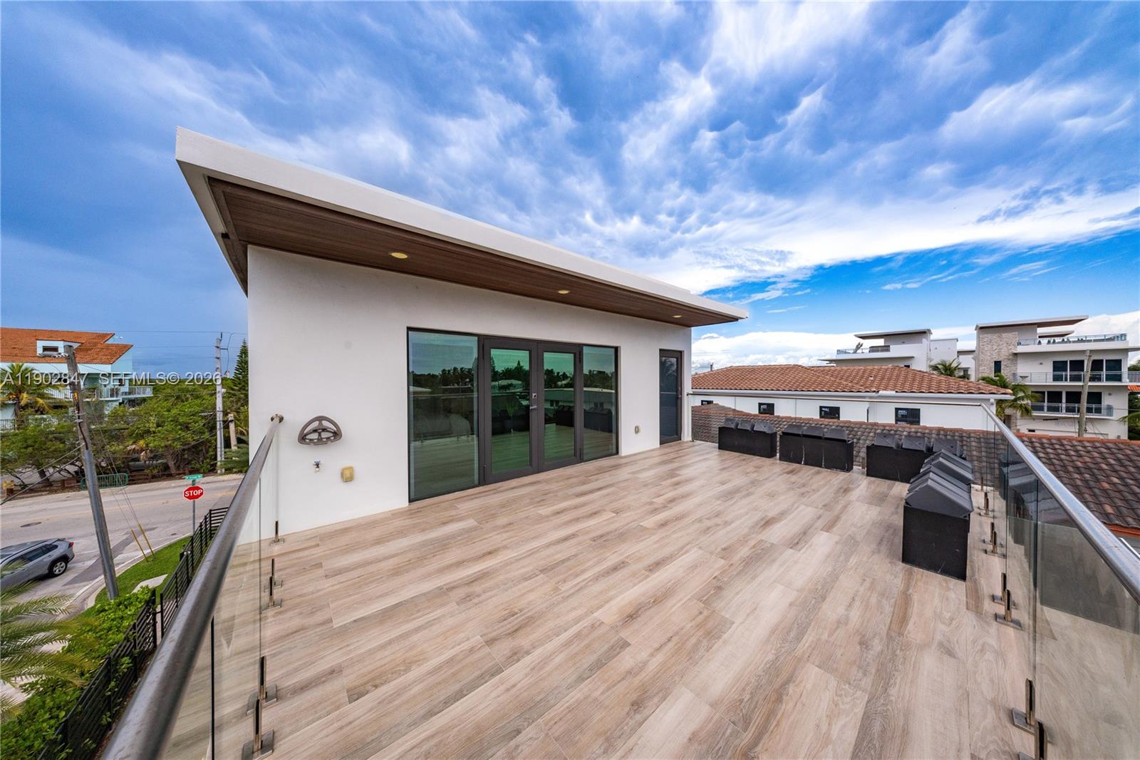 5601 N Ocean Dr, Hollywood