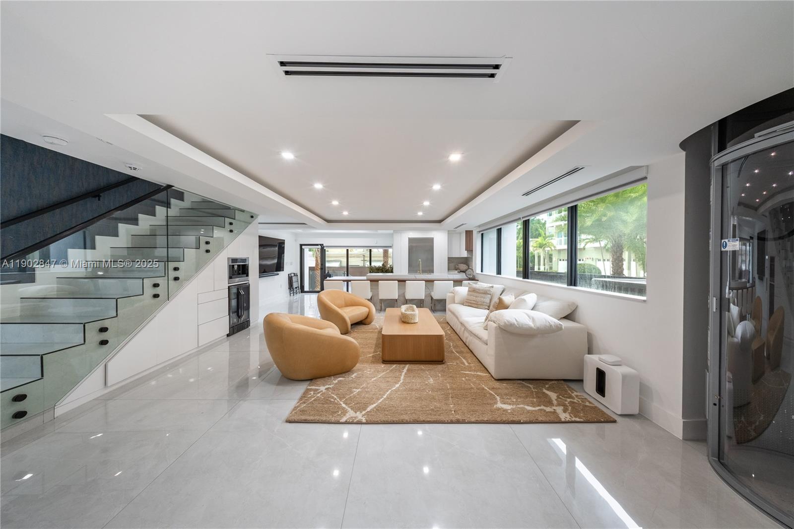 5601 N Ocean Dr, Hollywood