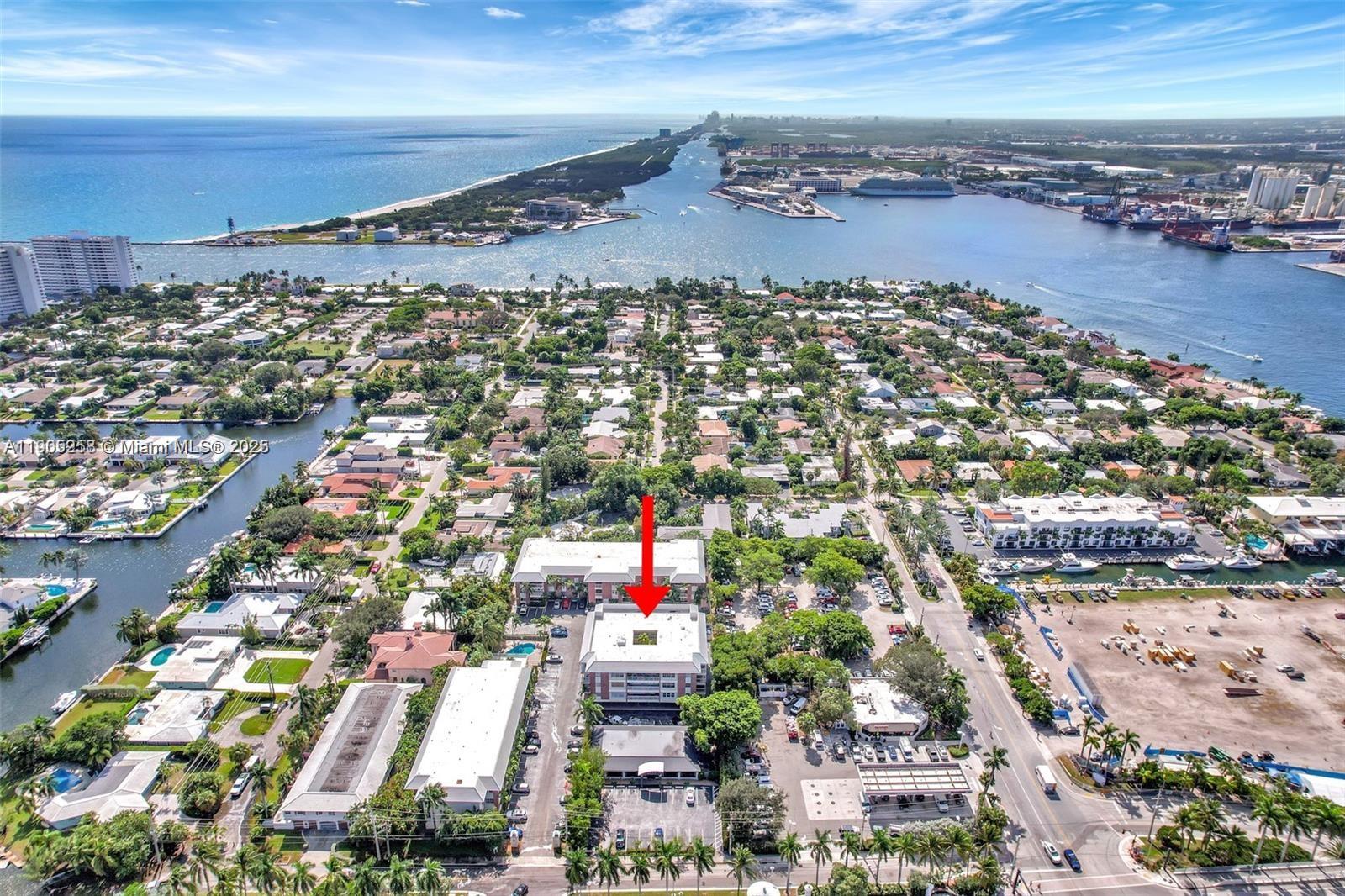 2420 SE 17th Cswy # 301C