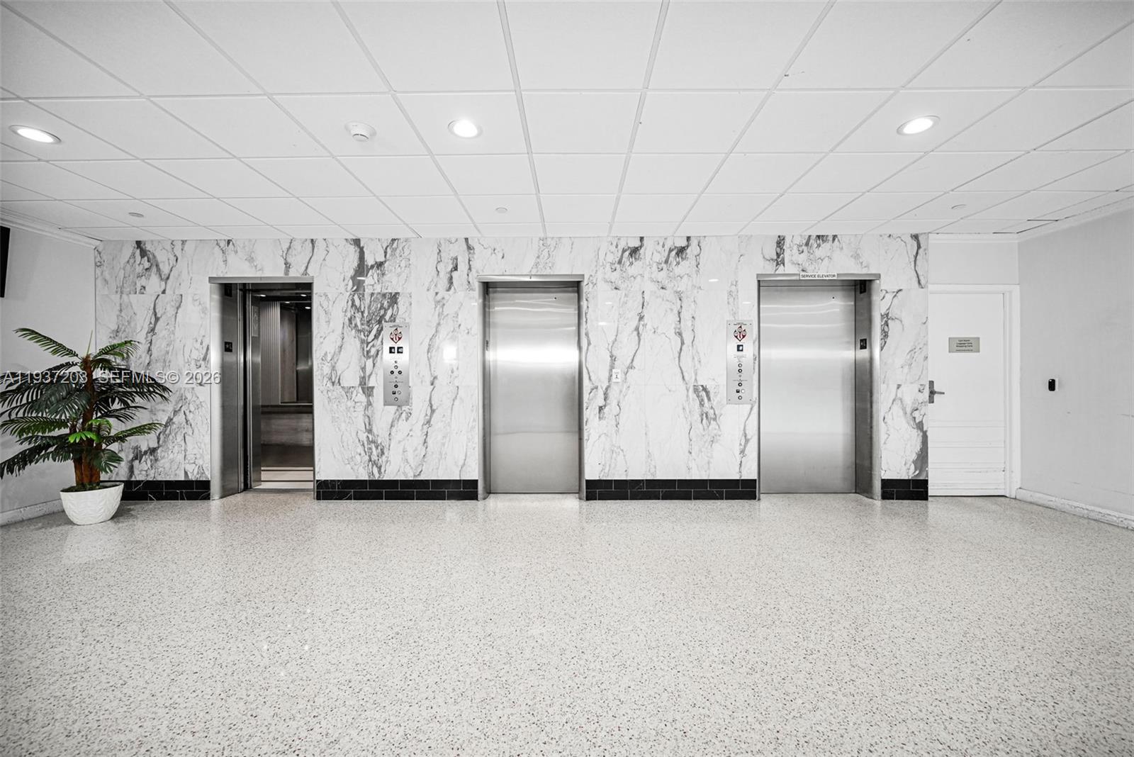 405 N Ocean Blvd # 103