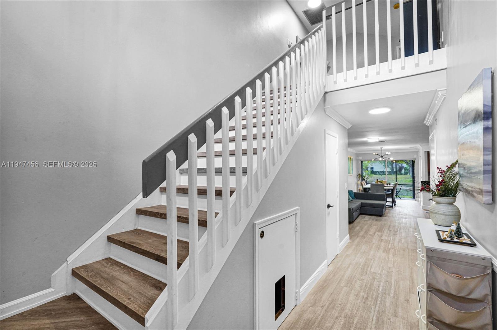 2149 W Discovery Cir W # 1