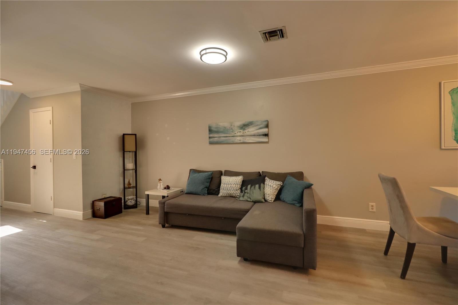 2149 W Discovery Cir W # 1