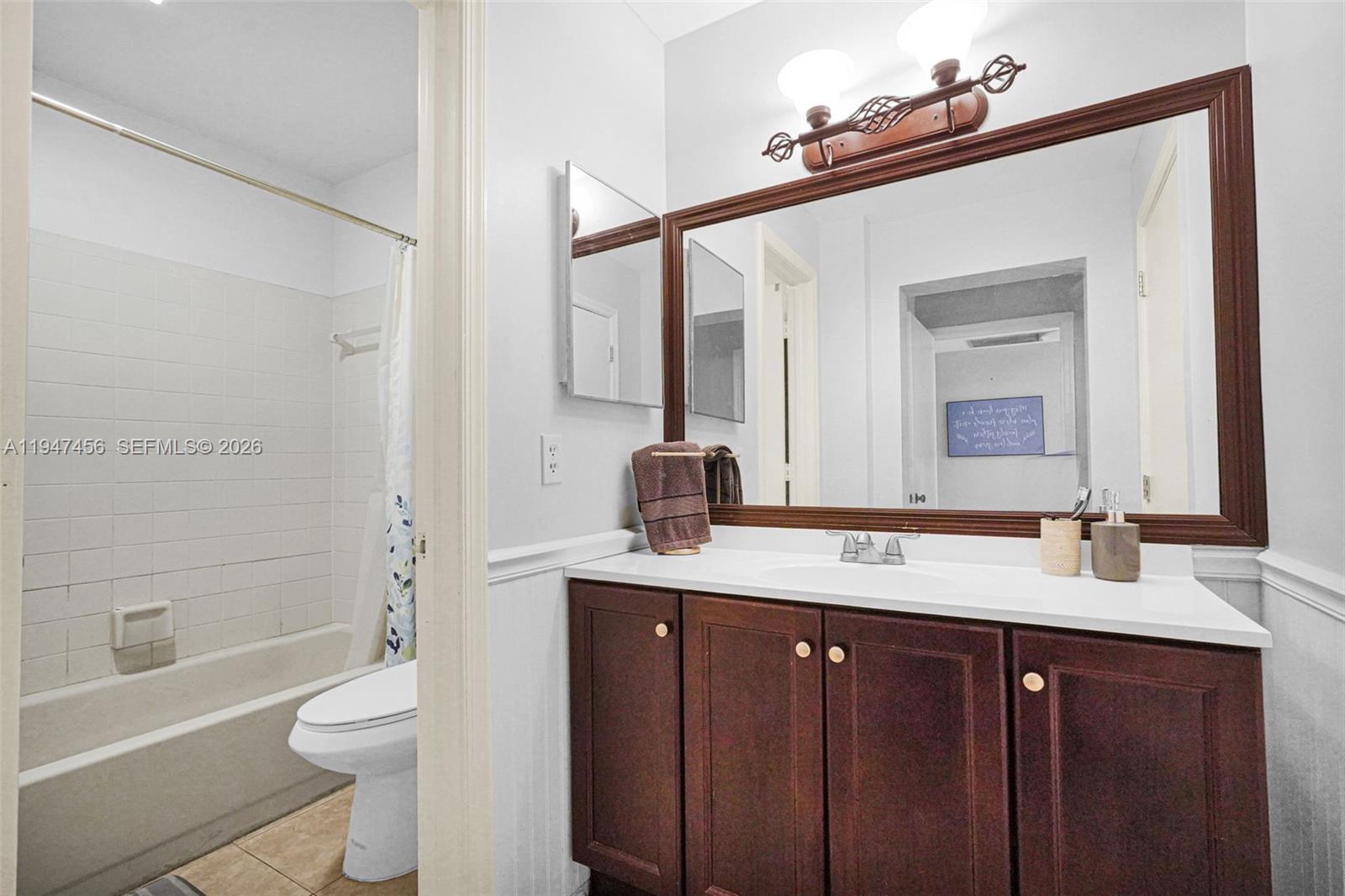 2149 W Discovery Cir W # 1