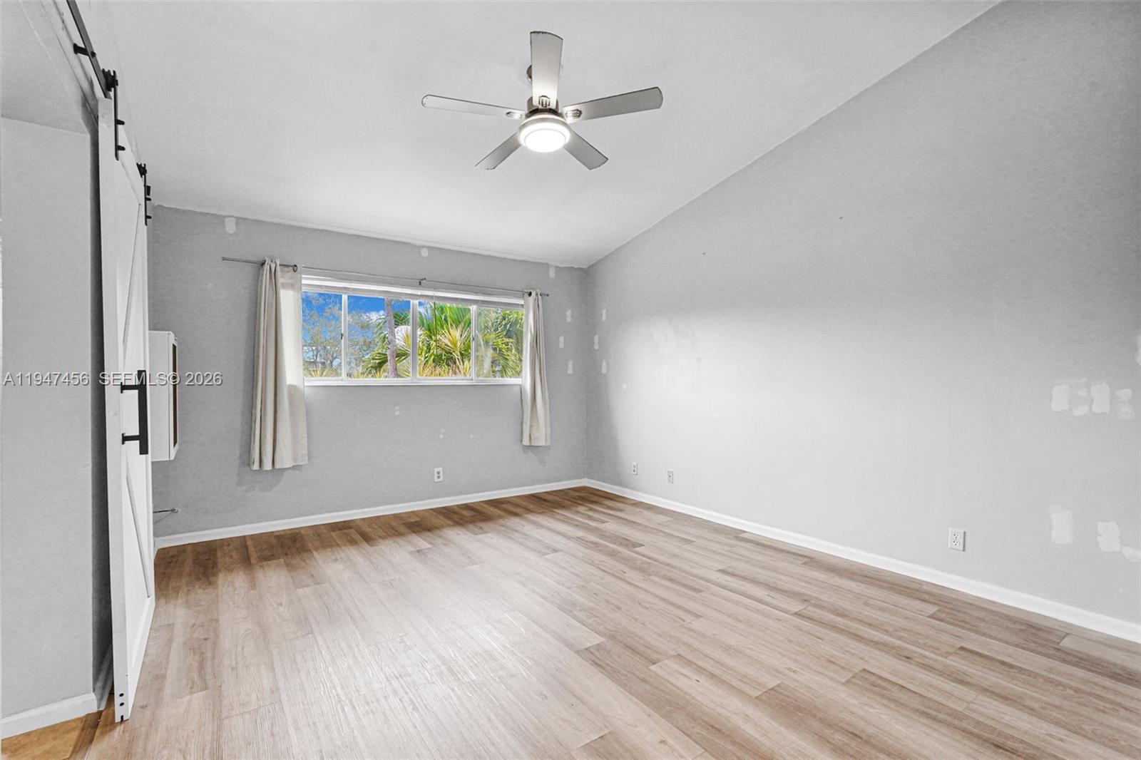 2149 W Discovery Cir W # 1