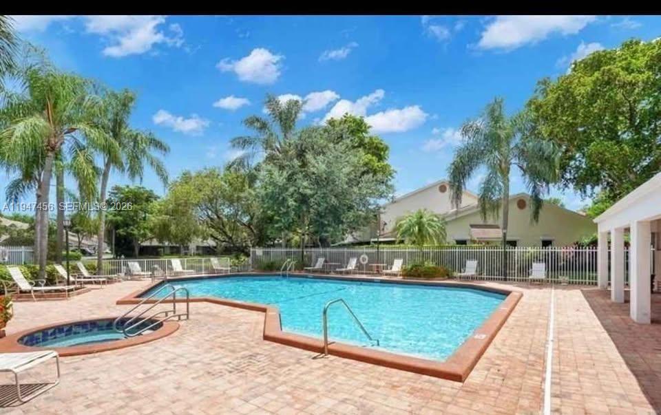 2149 W Discovery Cir W # 1