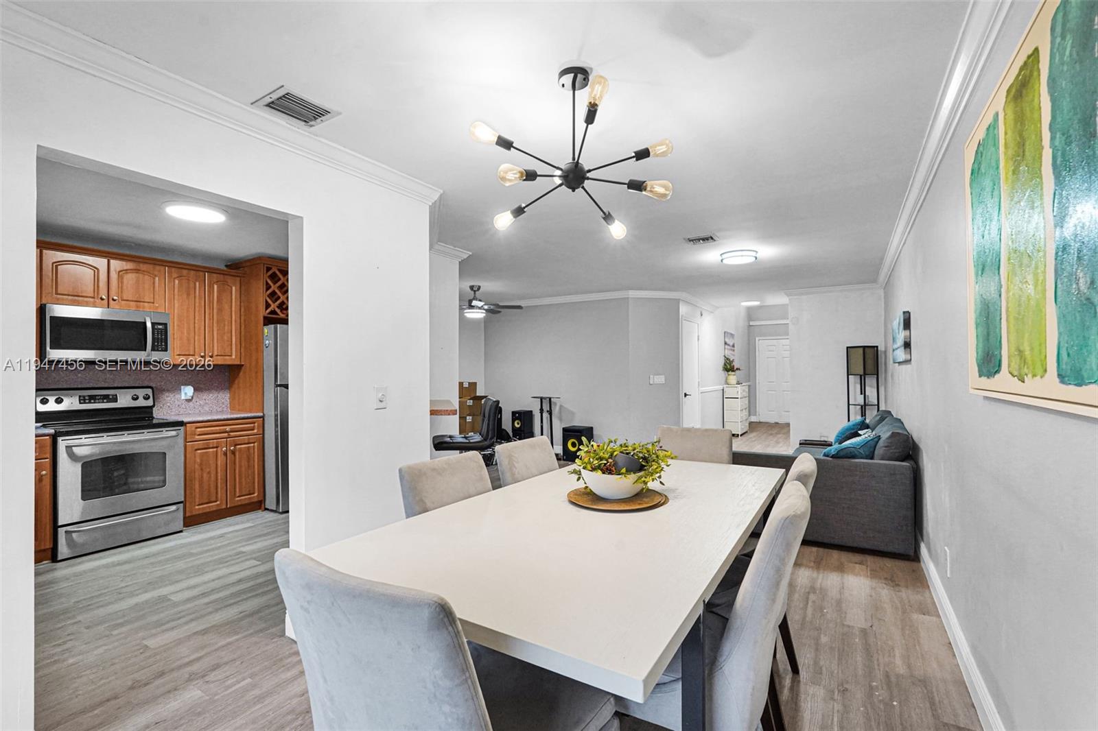 2149 W Discovery Cir W # 1