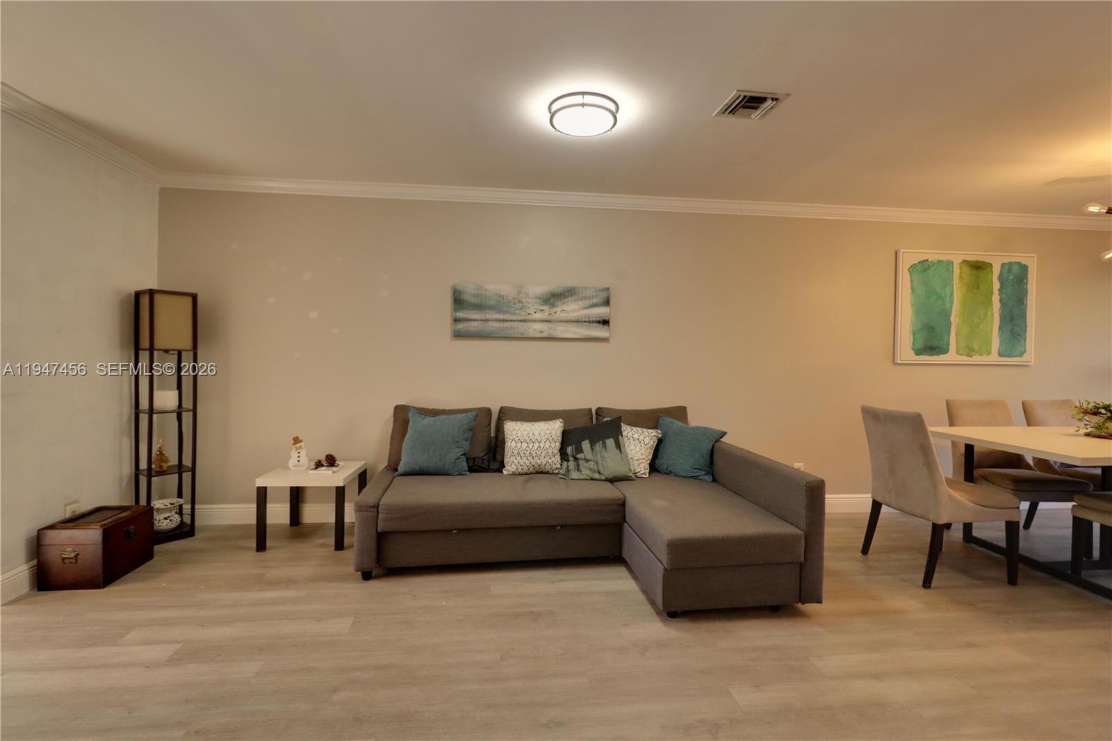 2149 W Discovery Cir W # 1