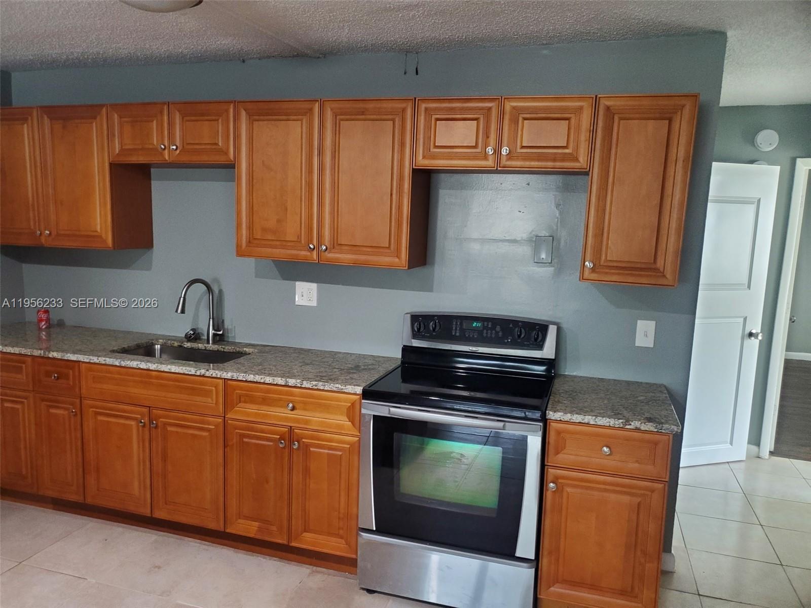 7430 SW 10th St # 101D