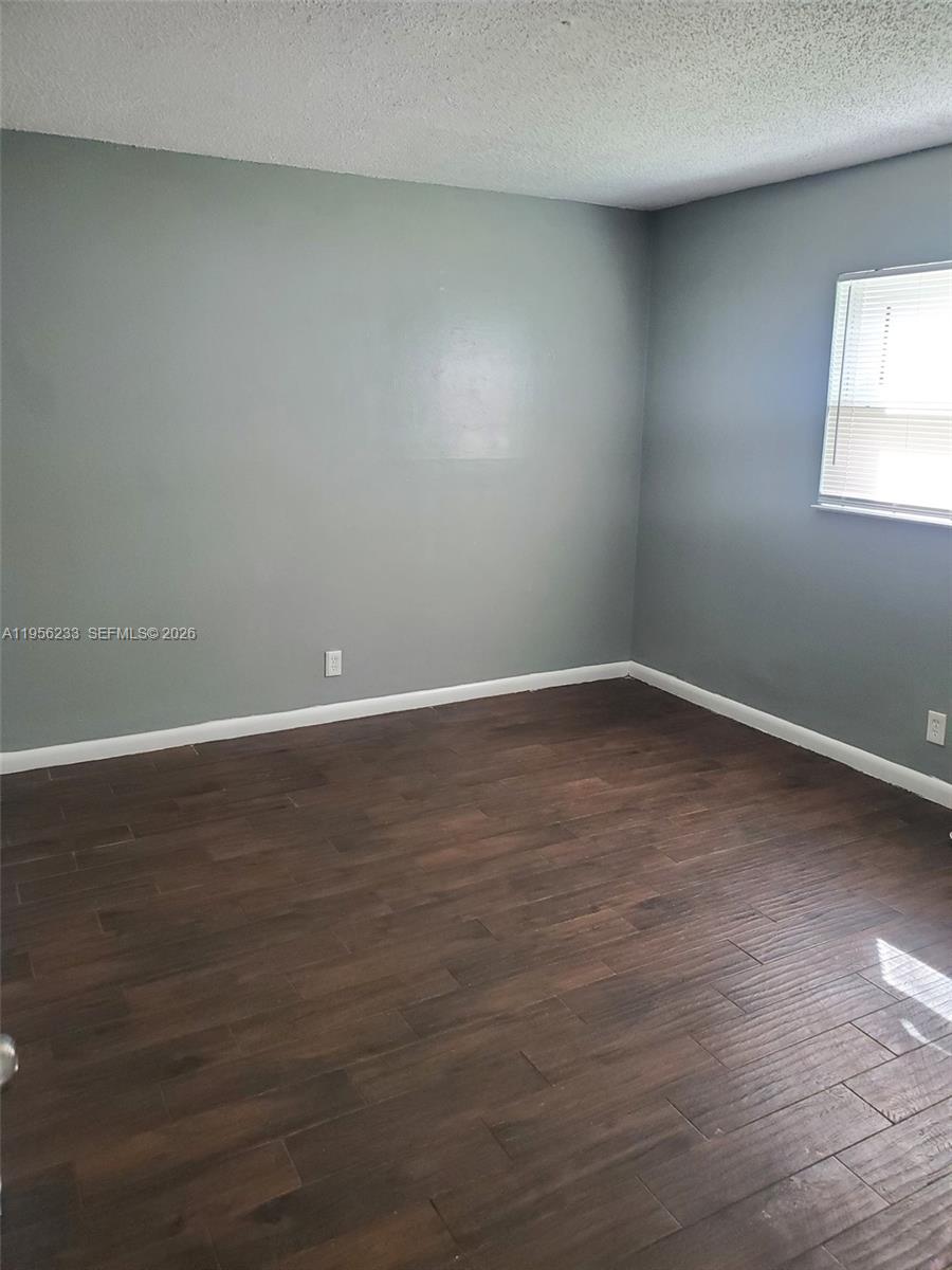 7430 SW 10th St # 101D