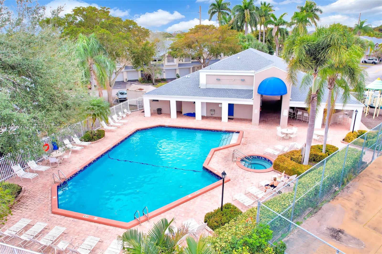 2149 W Discovery Cir W