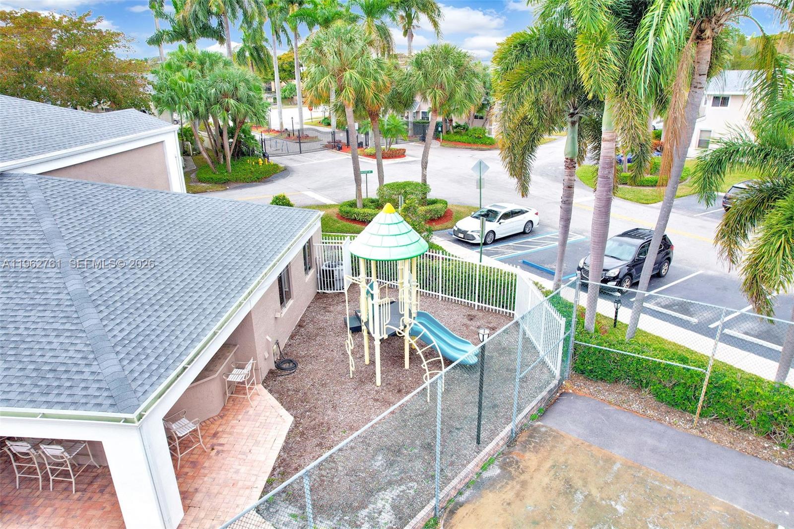 2149 W Discovery Cir W