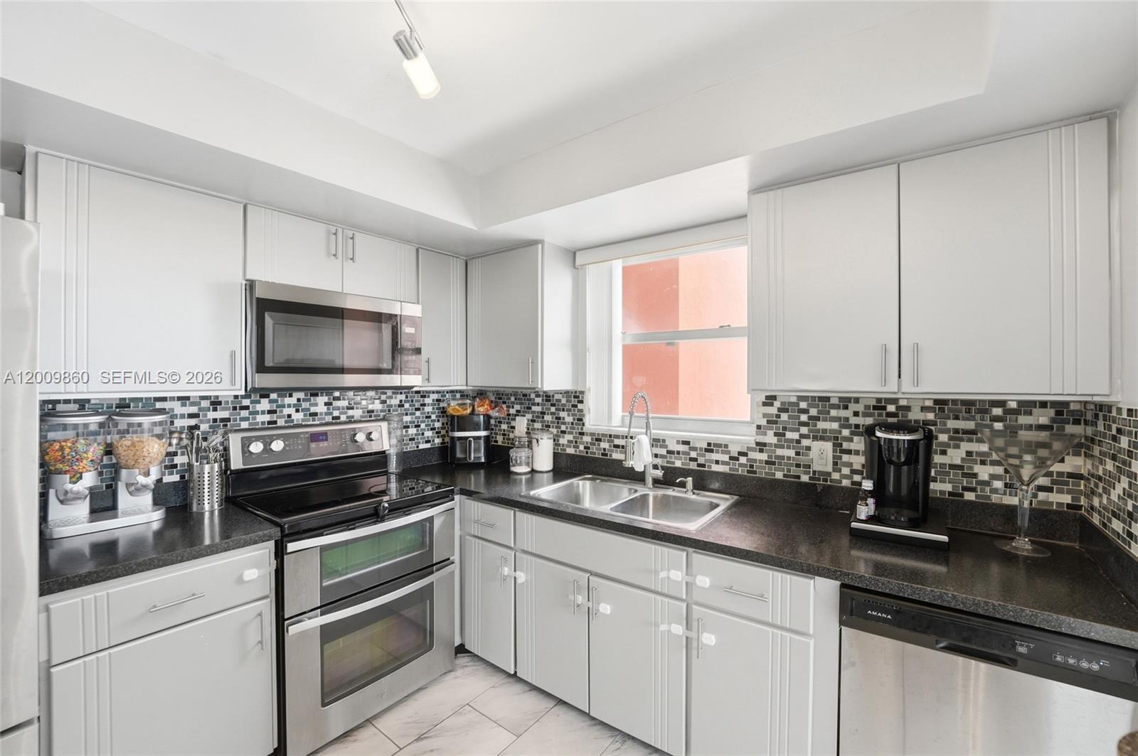 1301 NE Miami Gardens Dr Unit: 315W