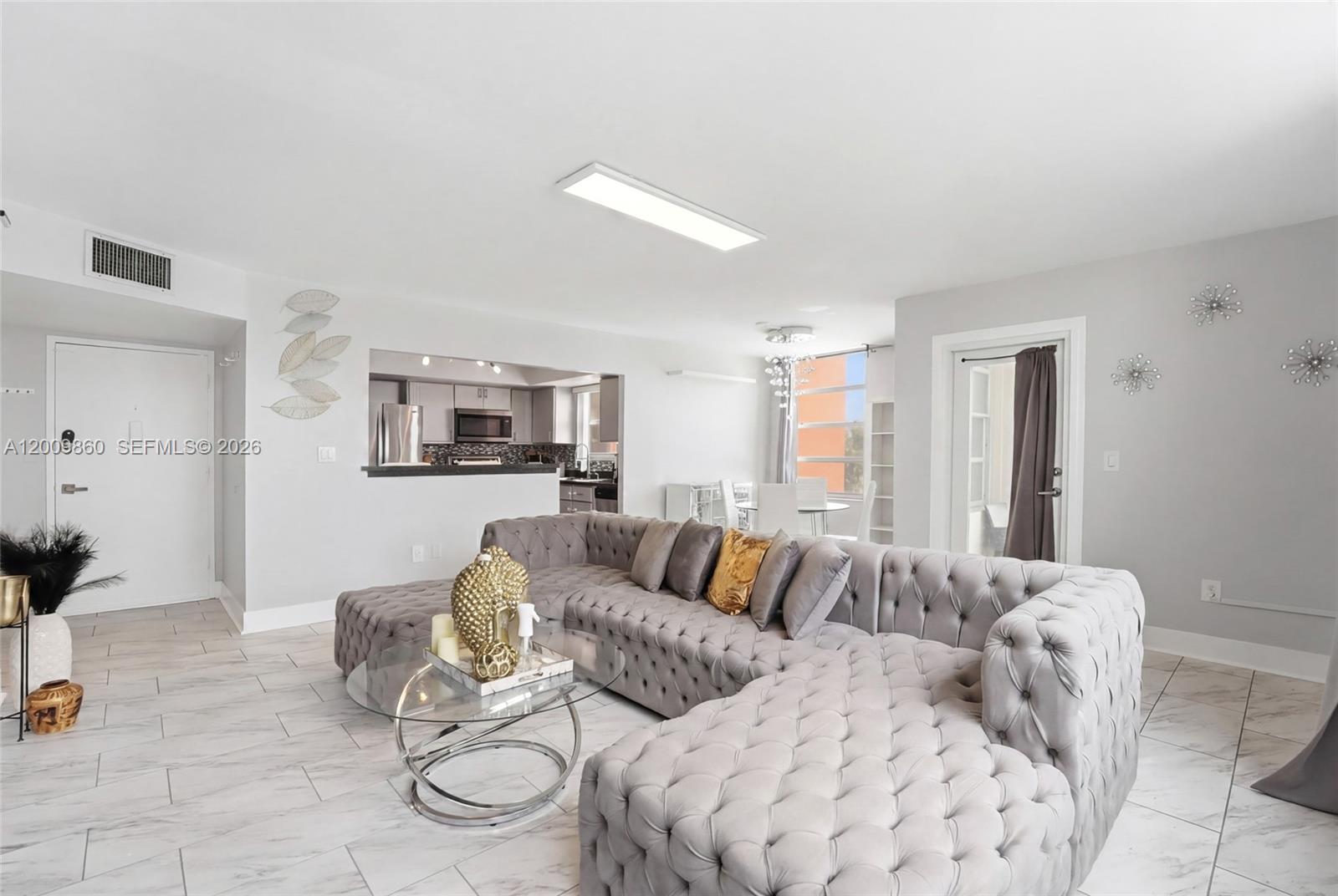 1301 NE Miami Gardens Dr Unit: 315W