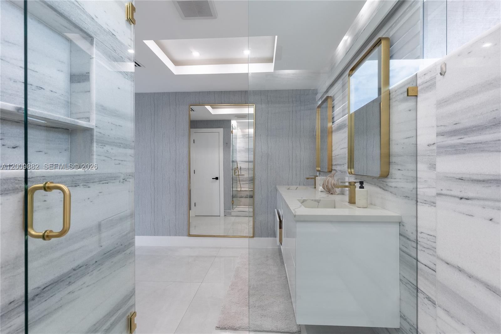 5601 N Ocean Dr # 5601