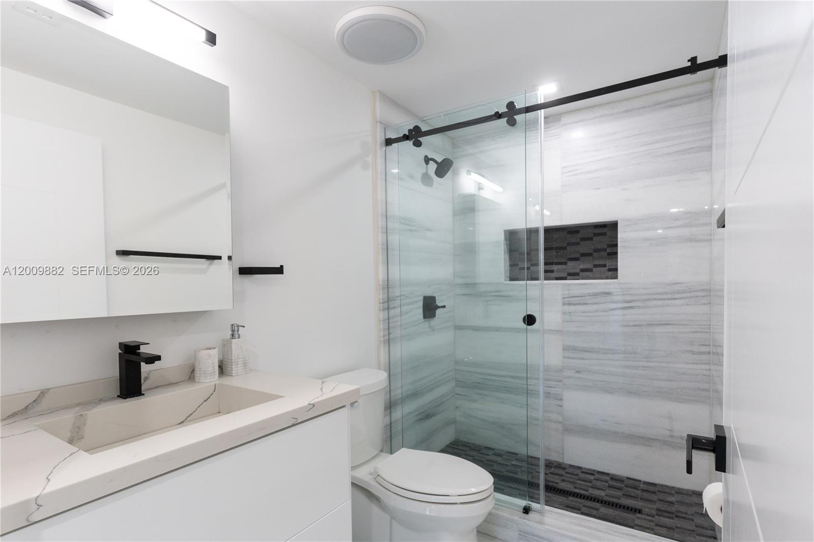 5601 N Ocean Dr # 5601