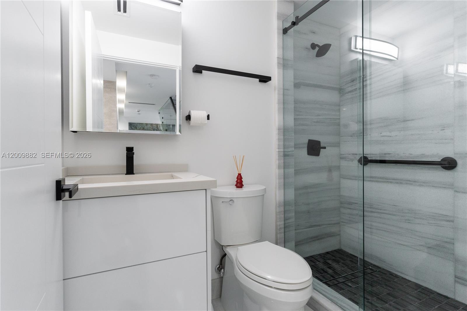 5601 N Ocean Dr # 5601