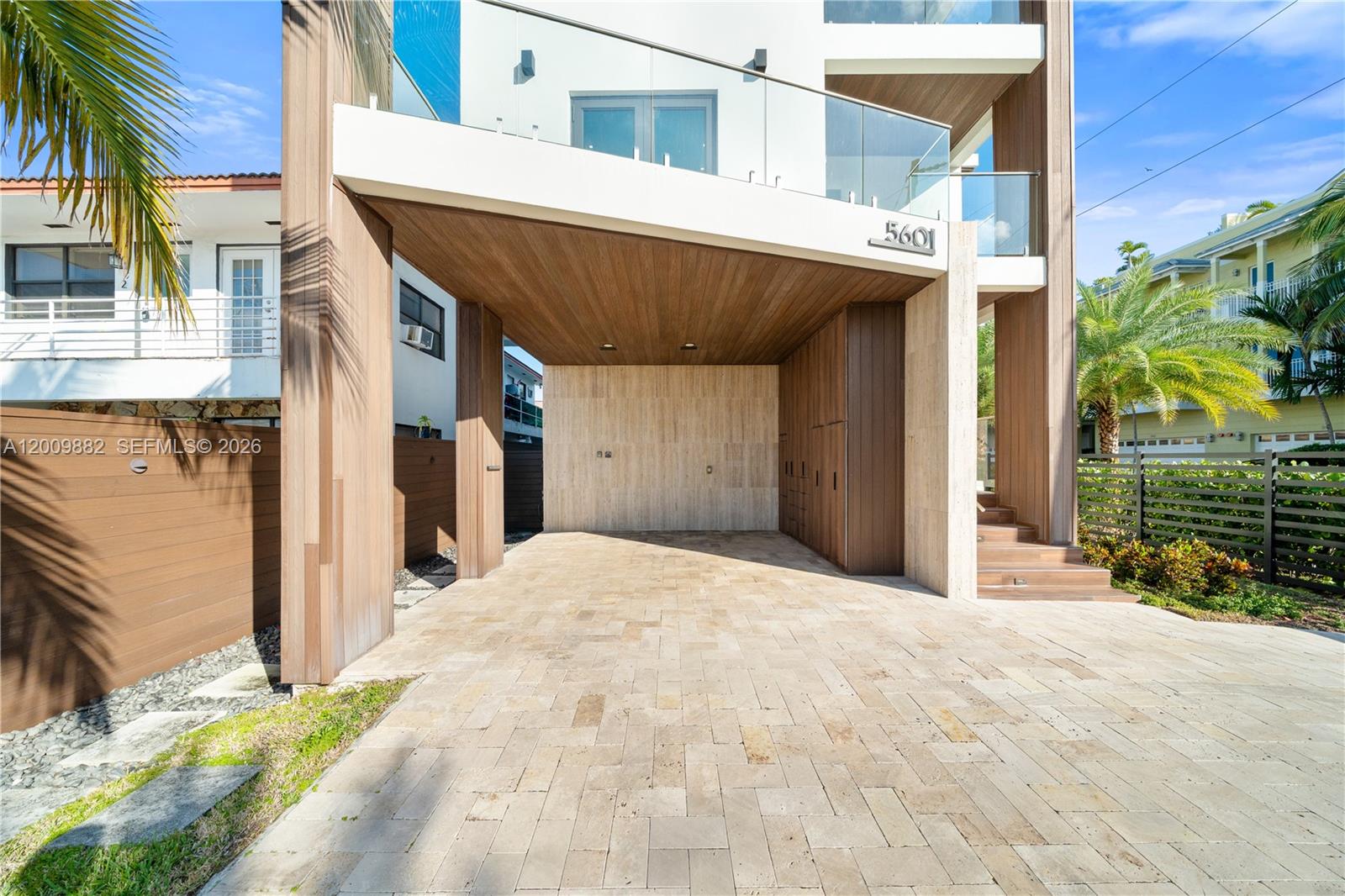 5601 N Ocean Dr # 5601