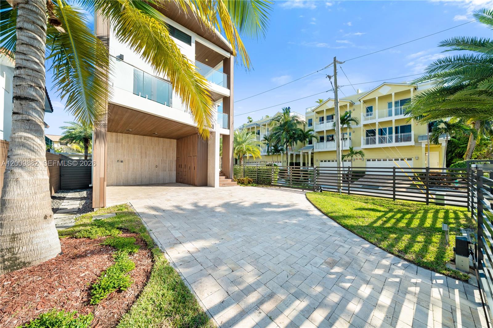 5601 N Ocean Dr # 5601