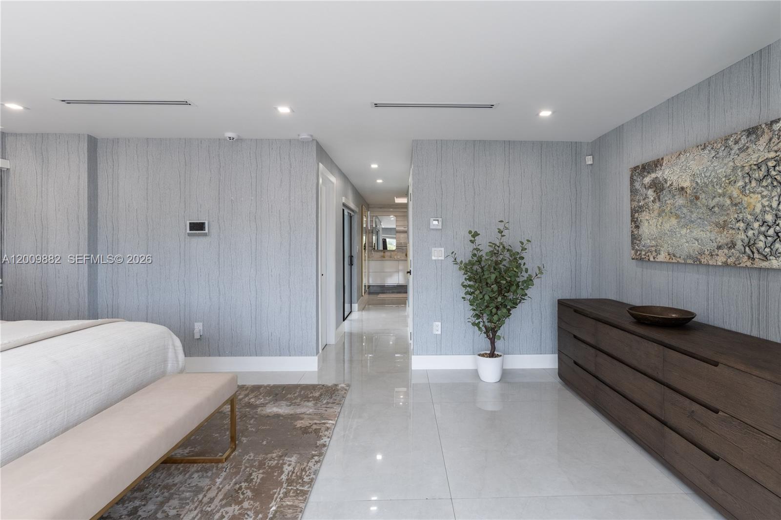 5601 N Ocean Dr # 5601