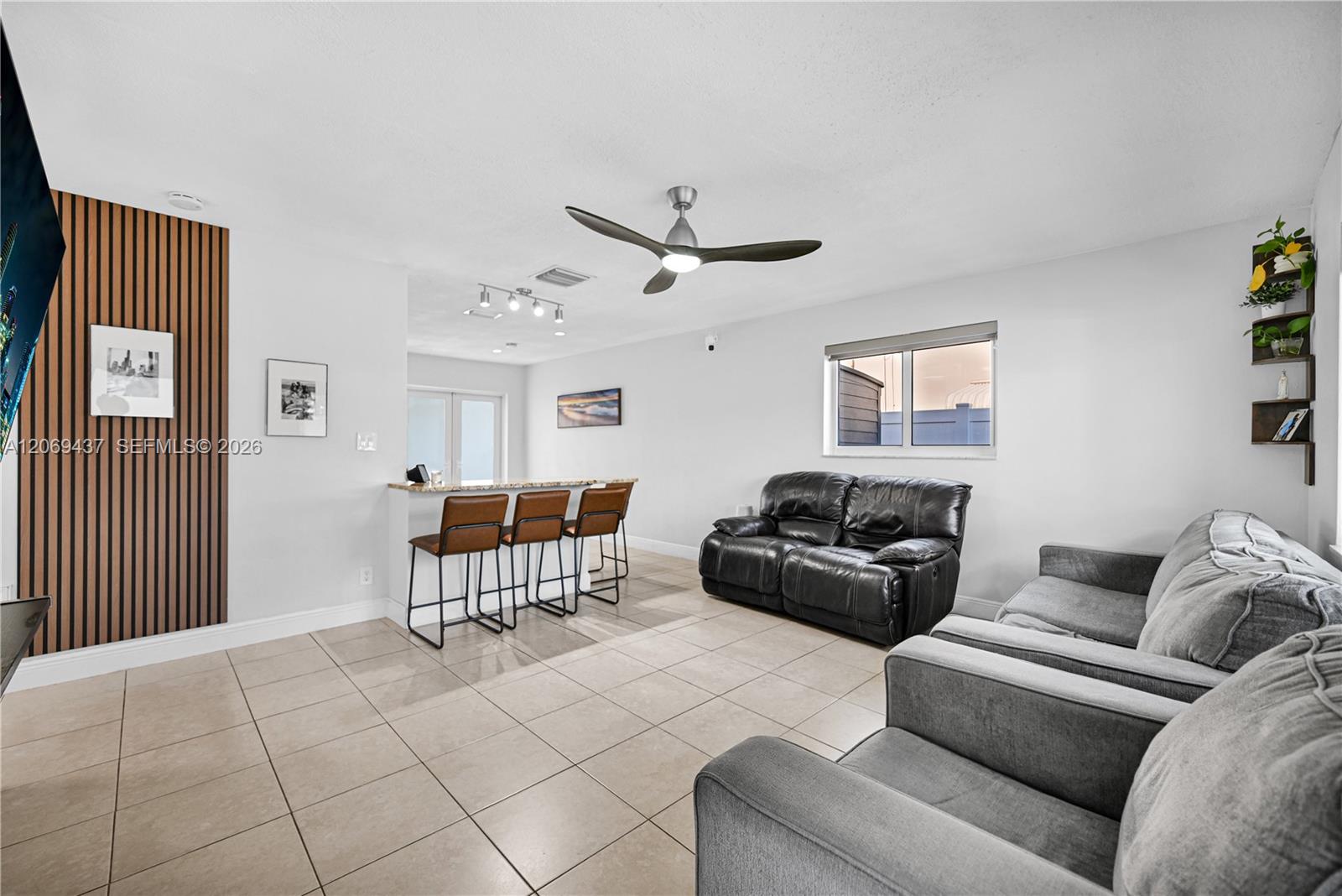 2710 NW 54th St