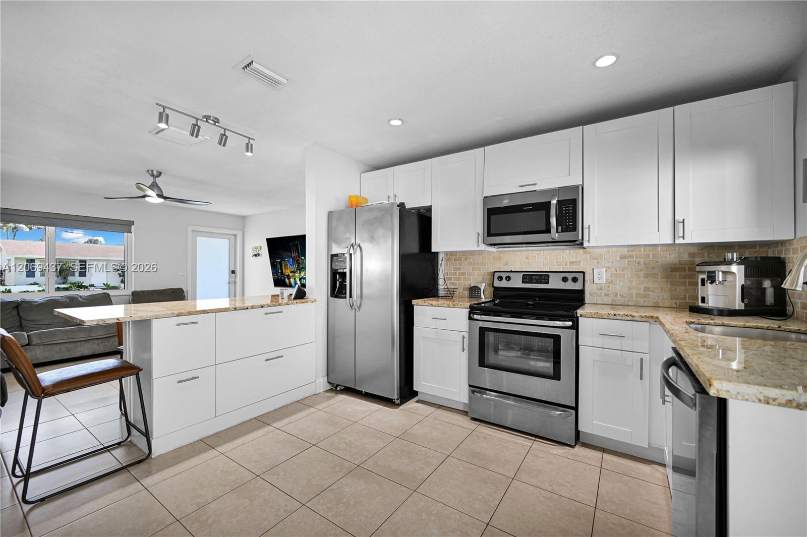 2710 NW 54th St