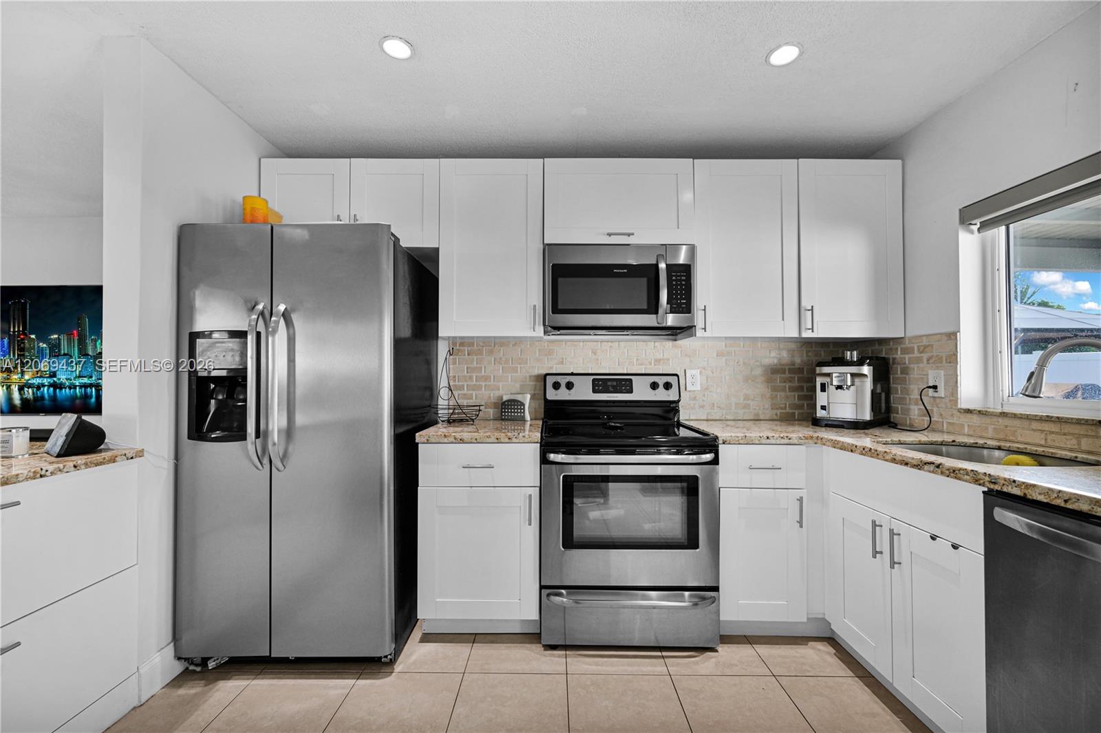 2710 NW 54th St