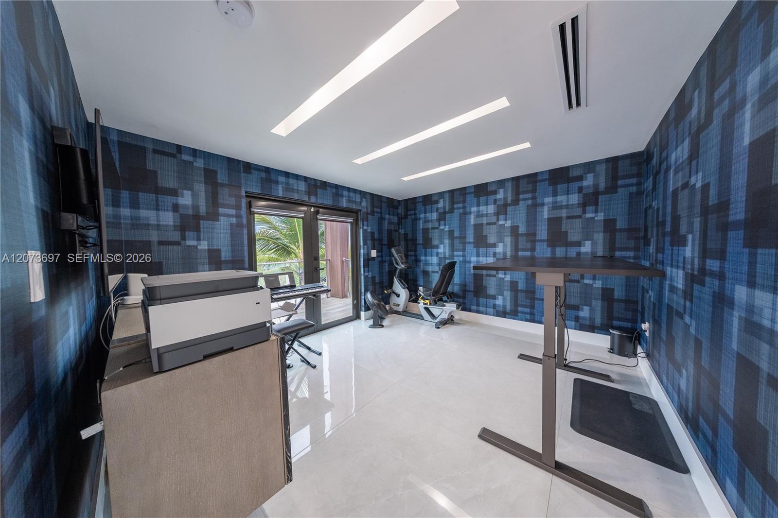 5601 N Ocean Dr