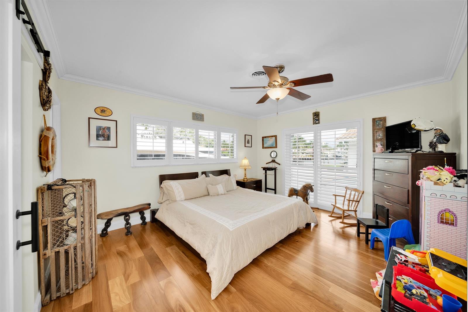 2401 SE 8TH Court