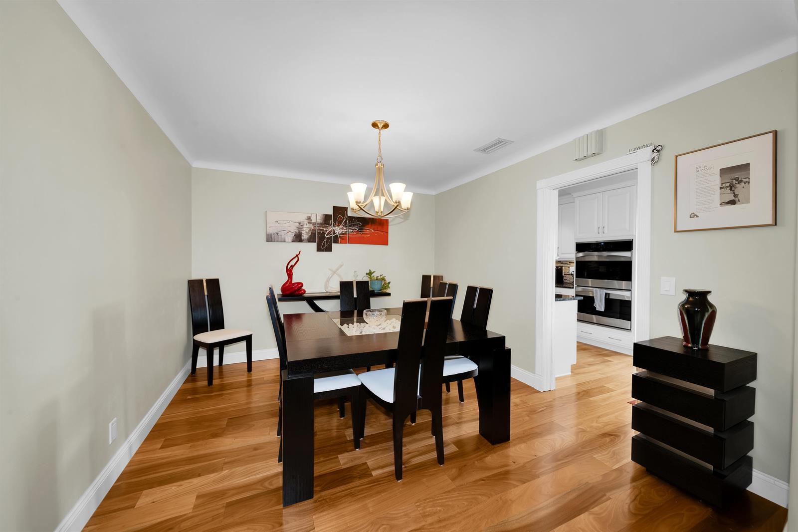 2401 SE 8TH Court