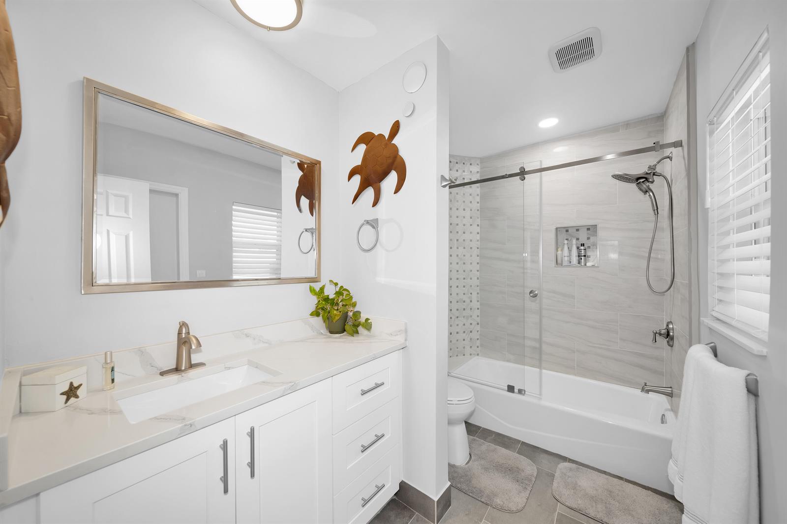 2401 SE 8TH Court