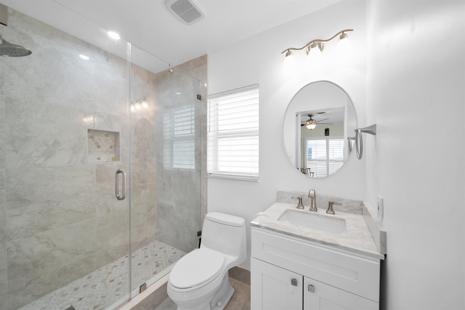 2401 SE 8TH Court