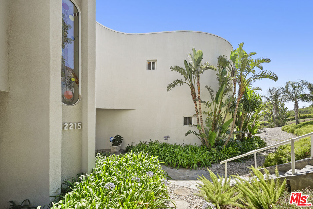 32215 Pacific Coast Hwy
