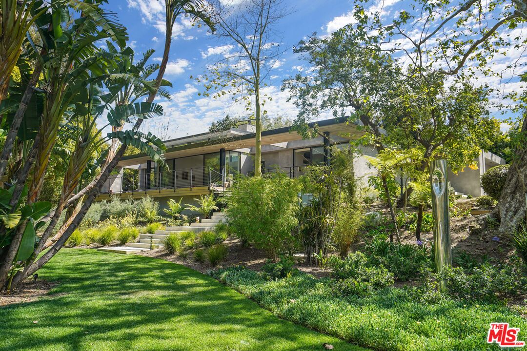 6254 Busch Dr