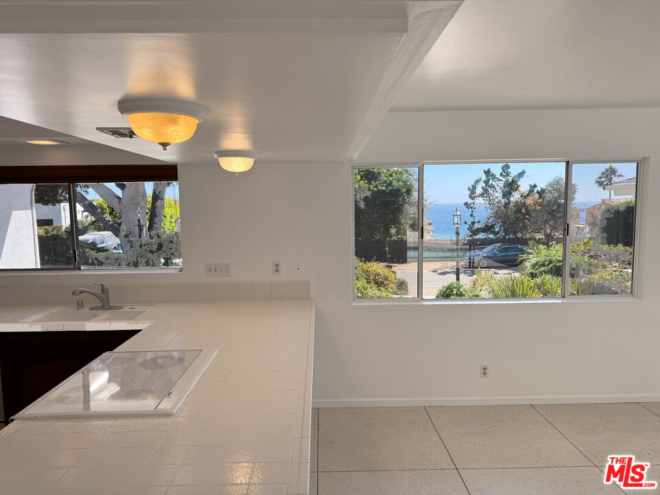 31617 Broad Beach Rd