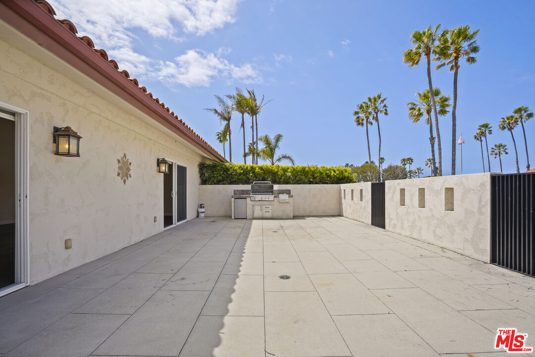 29500 Heathercliff Rd. Unit: A