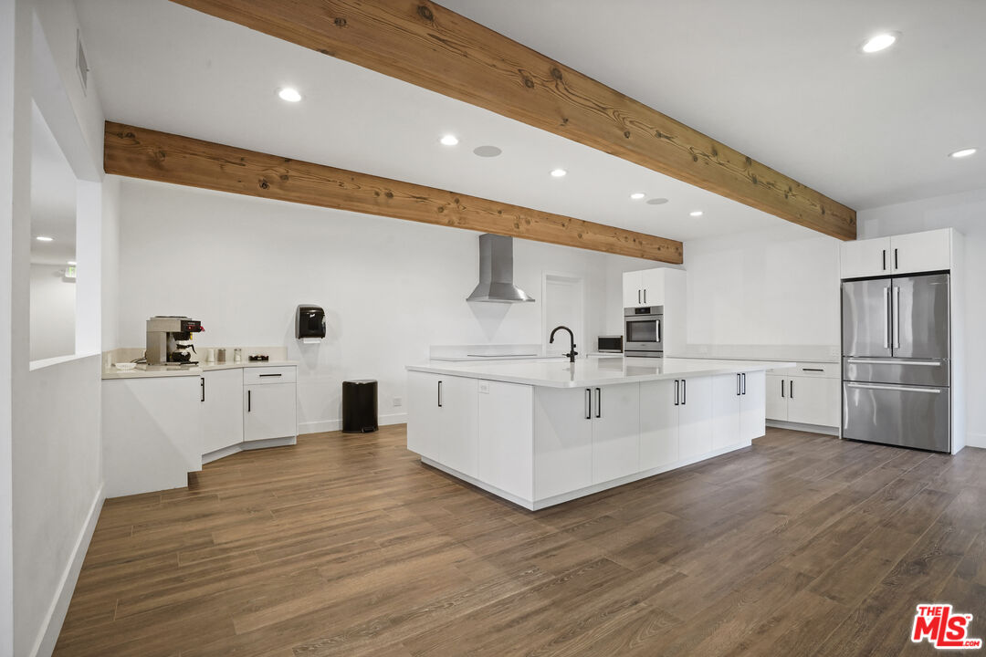 29500 Heathercliff Rd. Unit: A