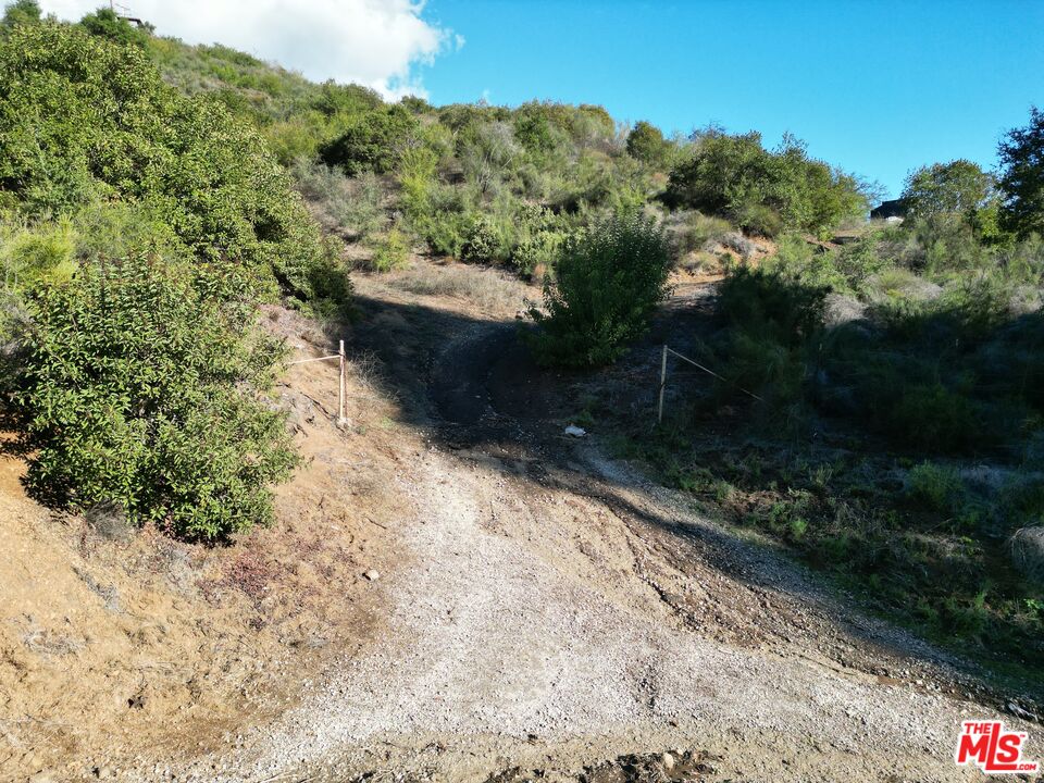 2943 Escondido Dr