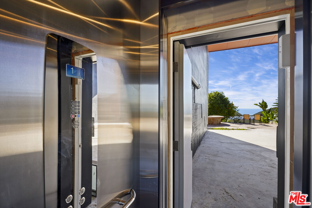 4063 Latigo Canyon Rd