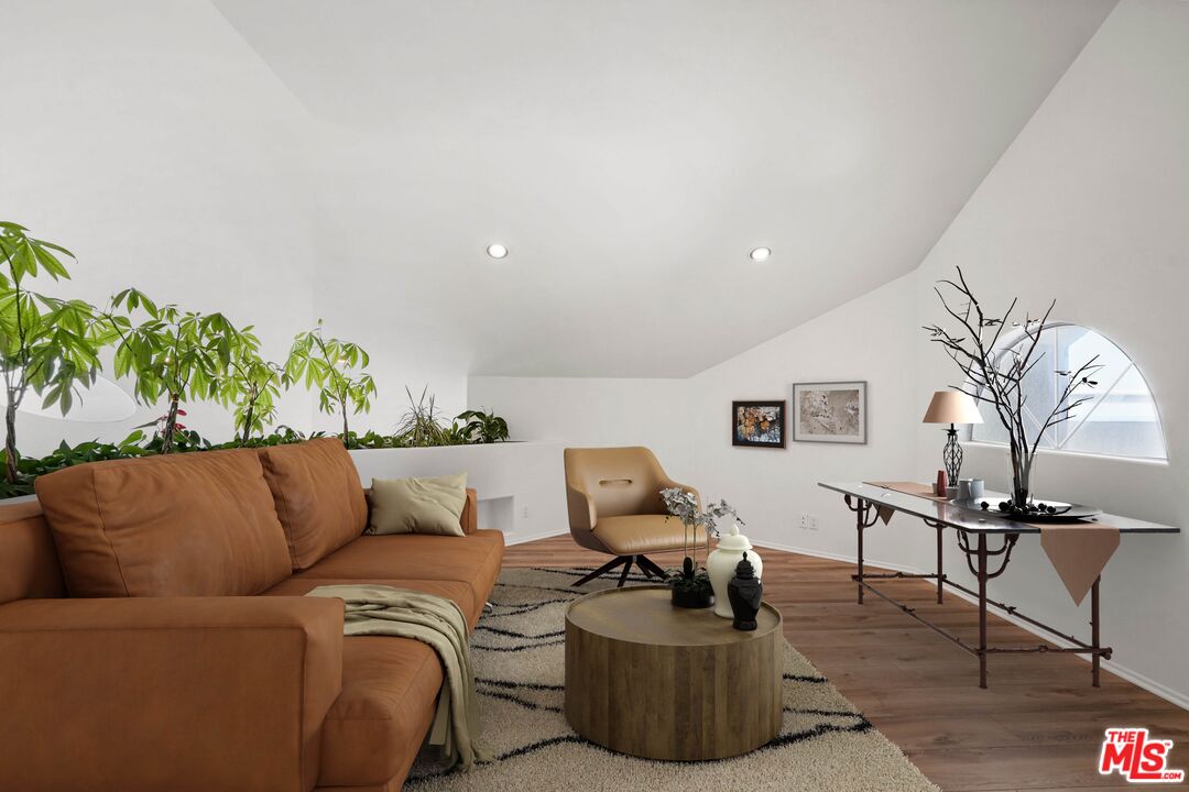 32215 Pacific Coast Hwy