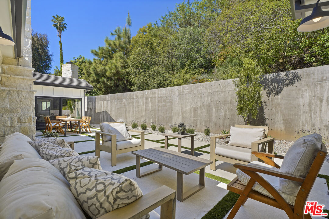 23813 Harbor Vista Dr