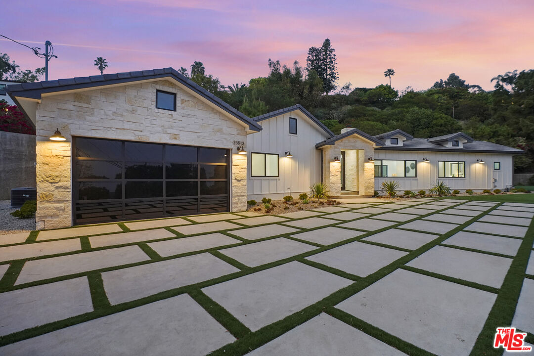 23813 Harbor Vista Dr