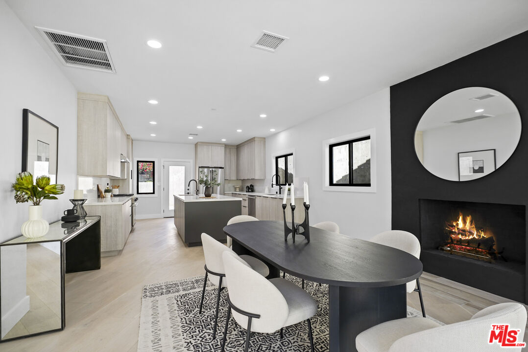 23813 Harbor Vista Dr